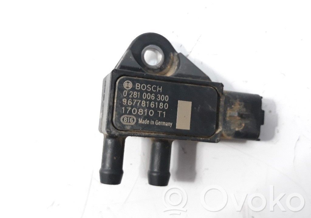 Sensor de presión del aceite   9677816180,0281006300