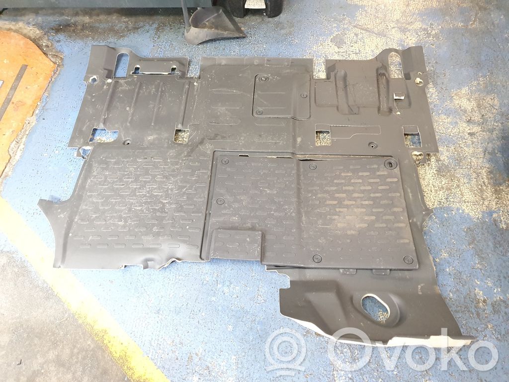 Asiento trasero   1675953080