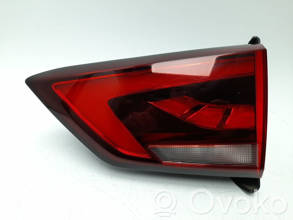 MG ZS Takaluukun takavalot 