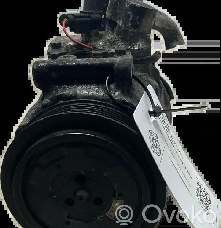 Mercedes-Benz C W203 Compressore aria condizionata (A/C) (pompa) 