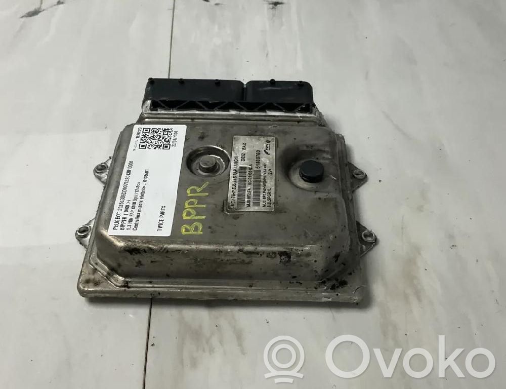 Unidad de control/módulo ECU del motor   51880760