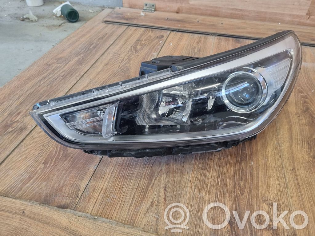 Hyundai i30 Phare frontale 