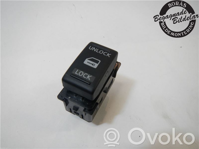 Nissan NV200 Central locking switch button 