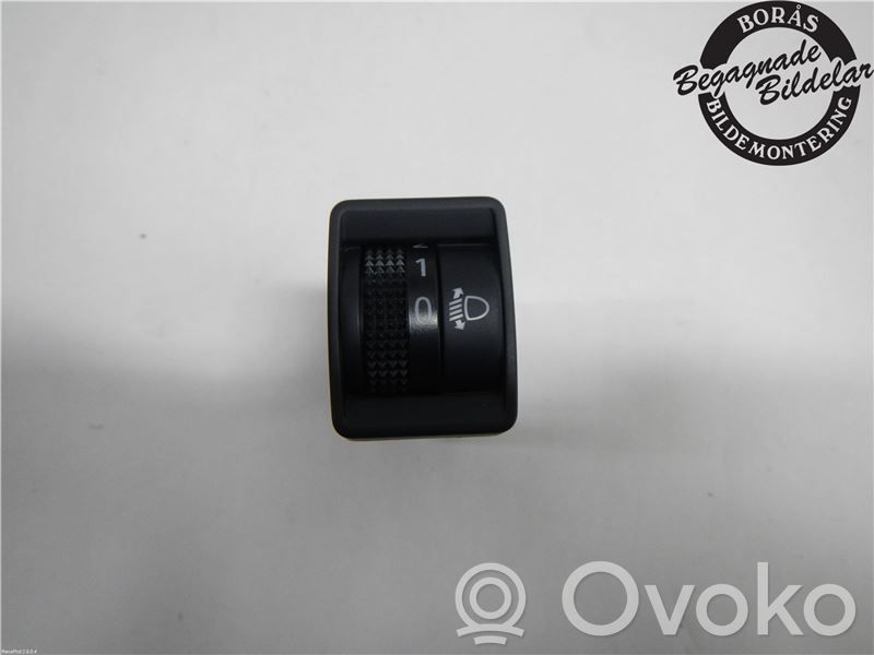 Nissan Note (E12) Panel lighting control switch 