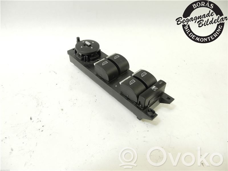 Electric window control switch   1902301,AM5T14A132CA