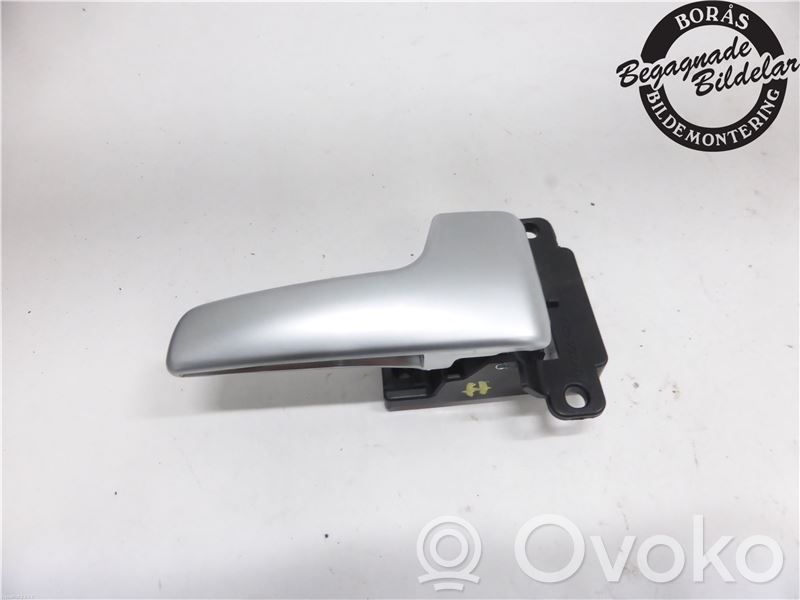 KIA Venga Manecilla interna puerta delantera 