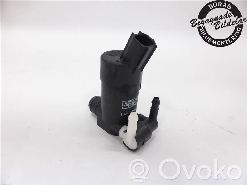 Ford Focus Windscreen/windshield washer pump 
