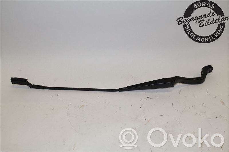 Ford Galaxy Front wiper blade arm 