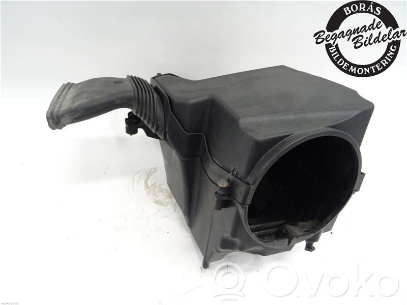 Ford Focus Air filter box 