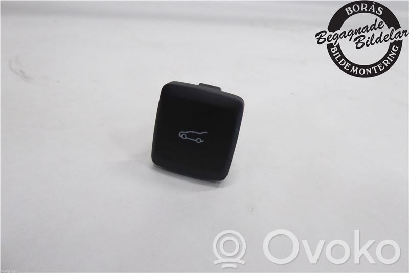 Ford Mondeo MK V Tailgate/boot open switch button 