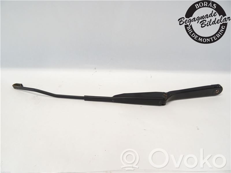 Citroen Berlingo Front wiper blade arm 