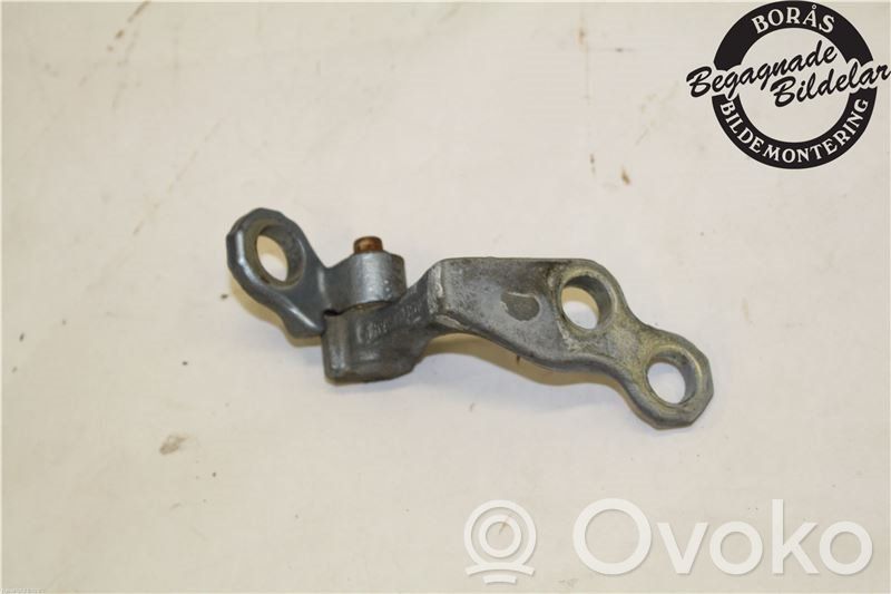 Ford Focus C-MAX Bisagra inferior de la puerta trasera 