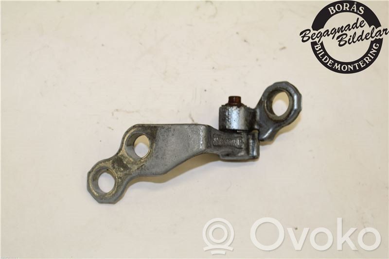 Ford Focus C-MAX Rear door lower hinge 