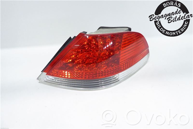 Luz trasera/de freno   63217164736