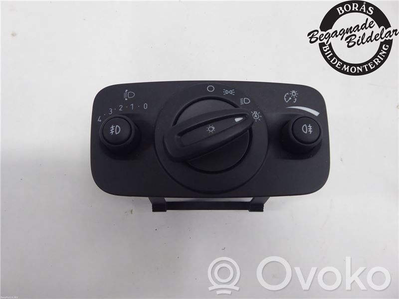 Light switch   1787264,AV6T13A024CC