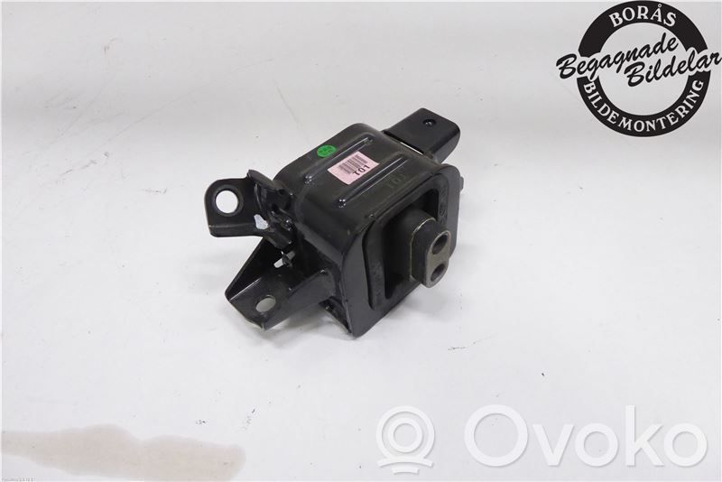 KIA Rio Engine mounting bracket 