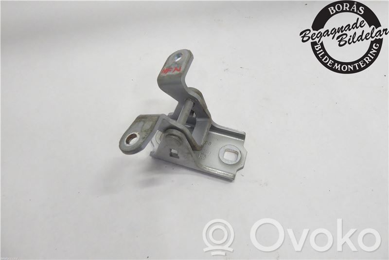 Opel Insignia A Front door lower hinge 