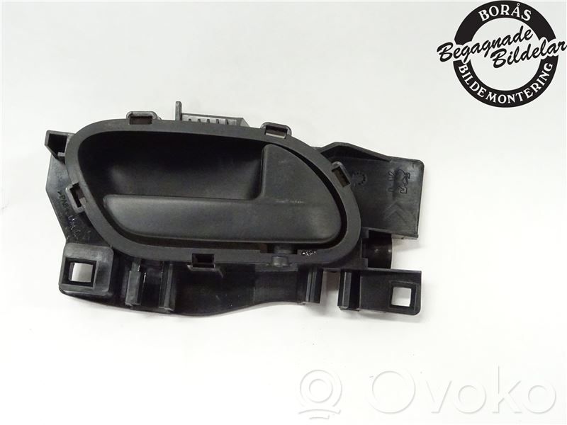 Citroen Berlingo Front door interior handle 