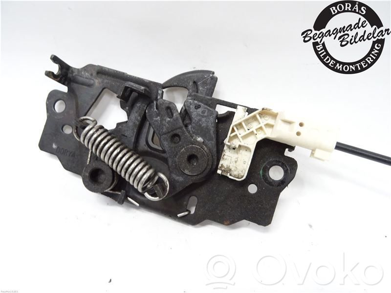 Engine bonnet/hood lock/catch   1808504