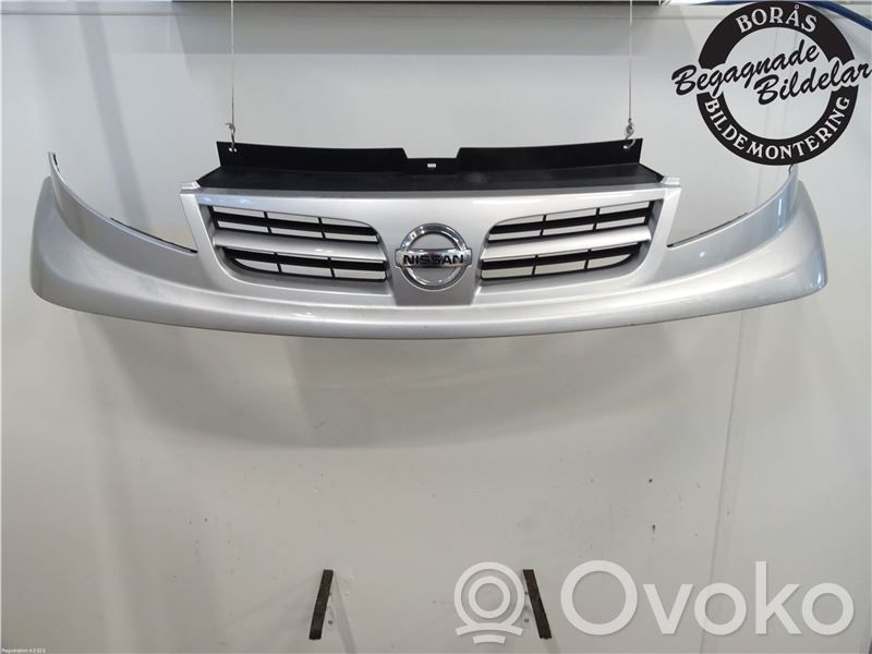 Nissan Primastar Etupuskurin alempi jäähdytinsäleikkö 