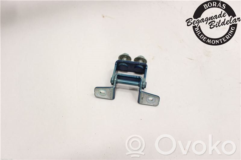 Tailgate/trunk/boot hinge   797702L200