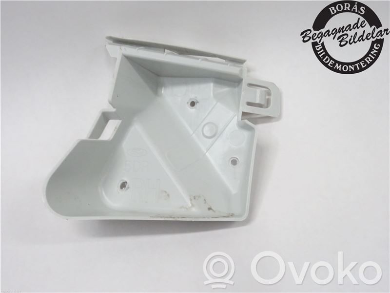 Ford Focus Rear bumper mounting bracket 