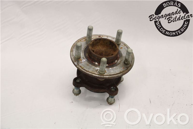 Ford Focus Rodamiento de cubo de rueda trasera 