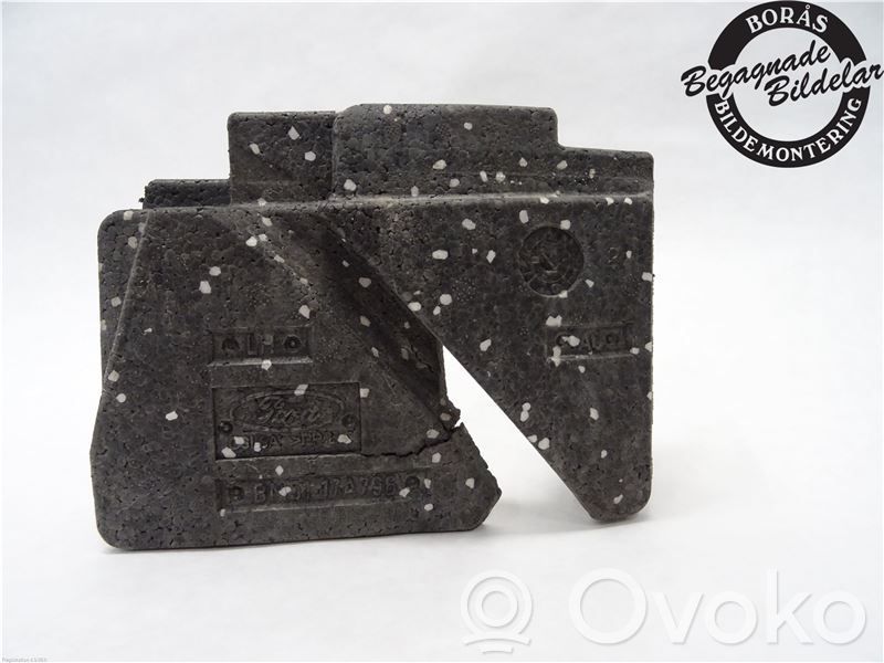 Ford Focus Front bumper foam support bar 