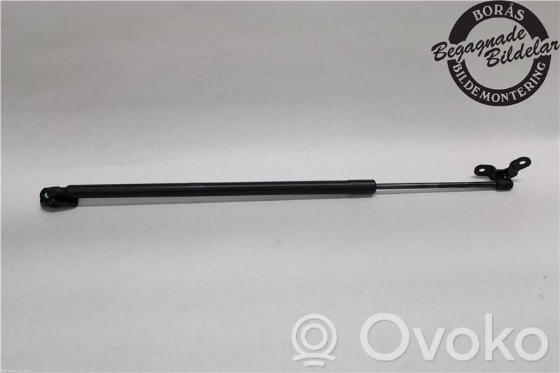 Ford Kuga II Tailgate strut 