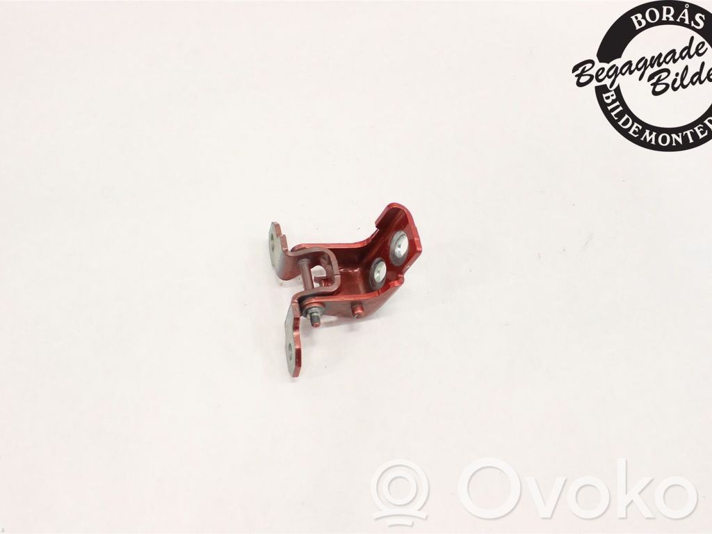 Renault Clio IV Front door upper hinge 