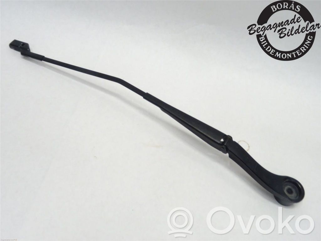 Ford Transit Custom Front wiper blade arm 