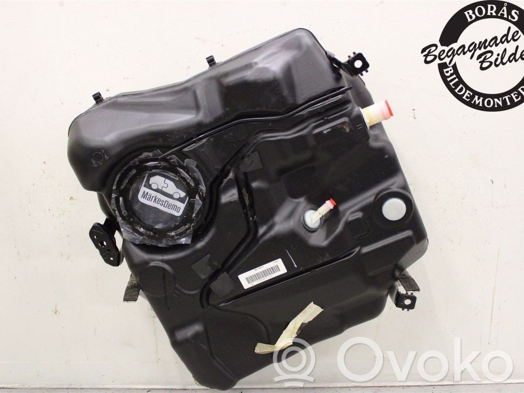 Volvo V40 Polttoainesäiliö 