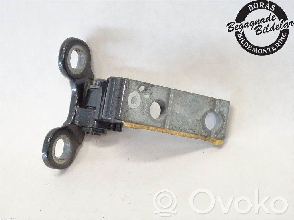 Volvo V40 Front door upper hinge 