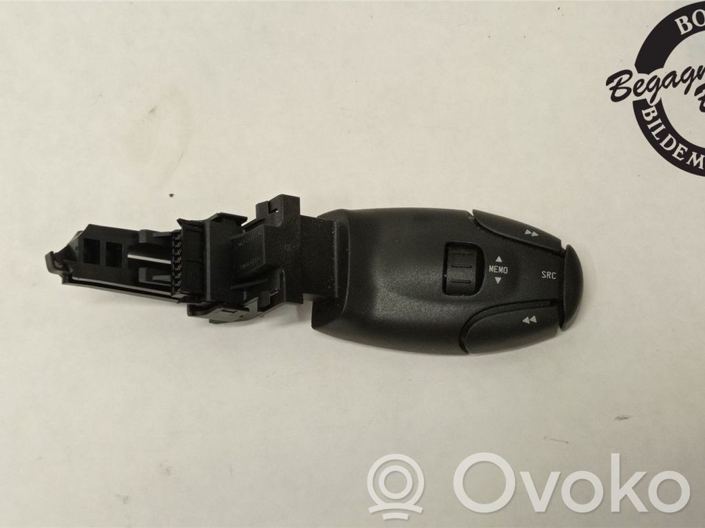 Peugeot 307 Steering wheel buttons/switches 