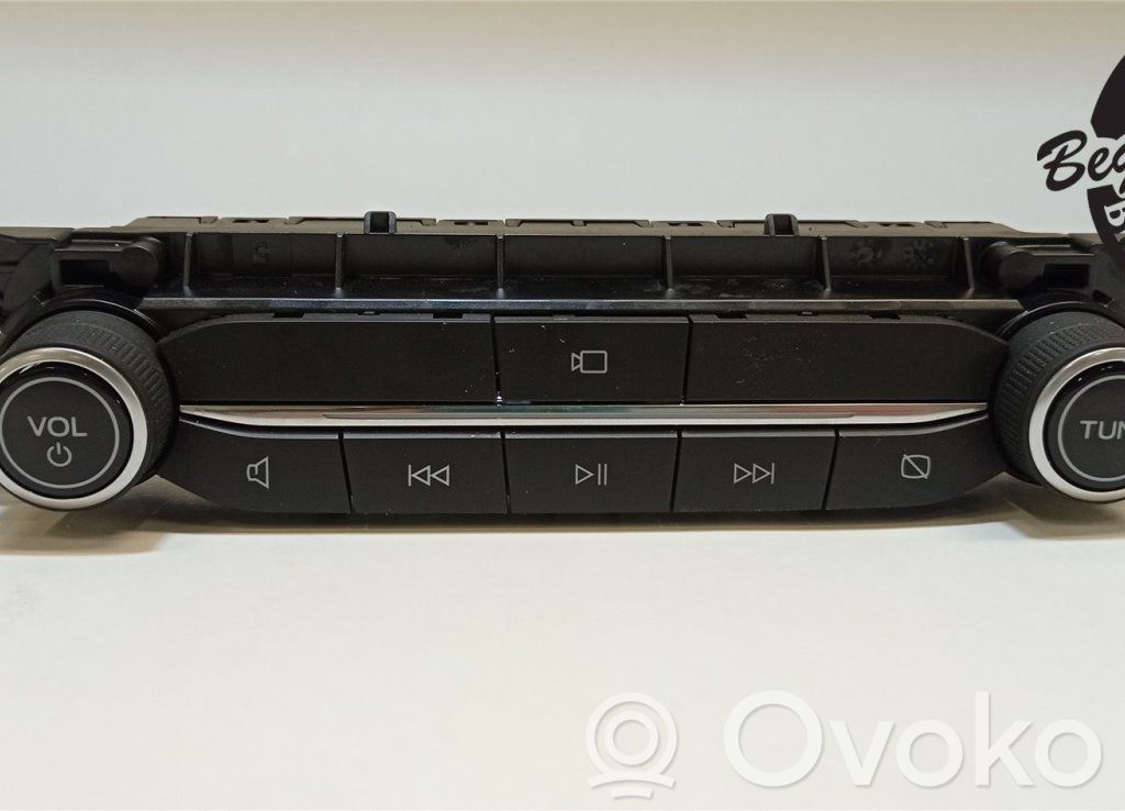 Ford Kuga III Unidad delantera de radio/CD/DVD/GPS 