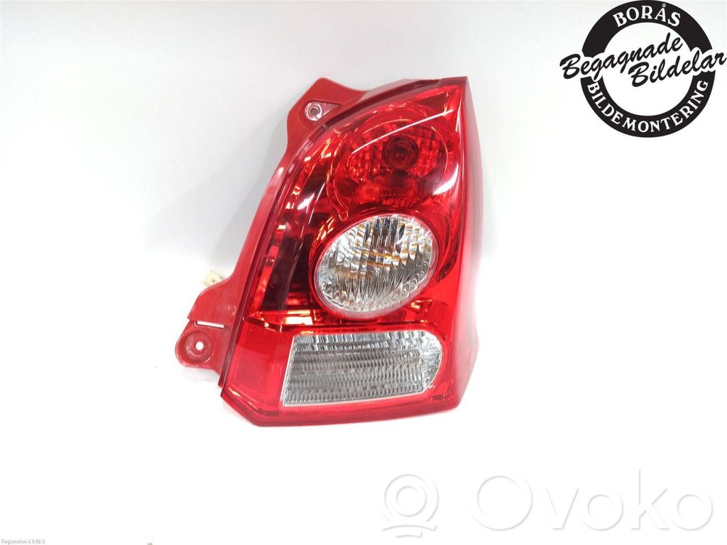 Suzuki Alto Aizmugurējais lukturis virsbūvē 