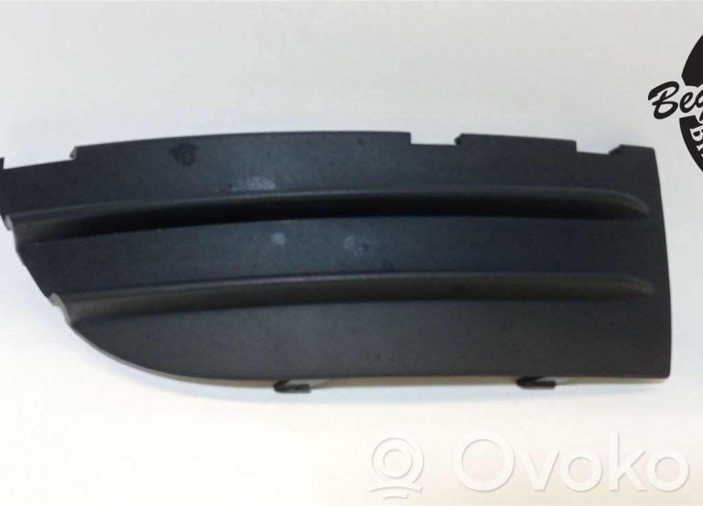 Volvo C30 Front bumper lower grill 