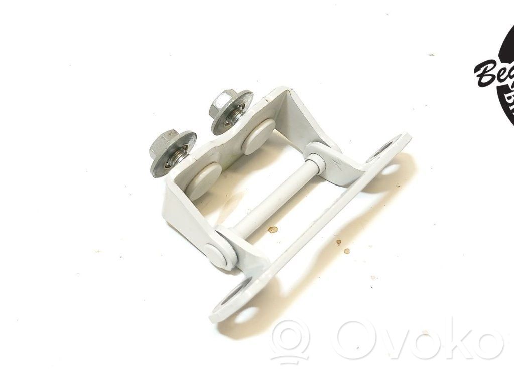 Subaru XV I Tailgate/trunk/boot hinge 