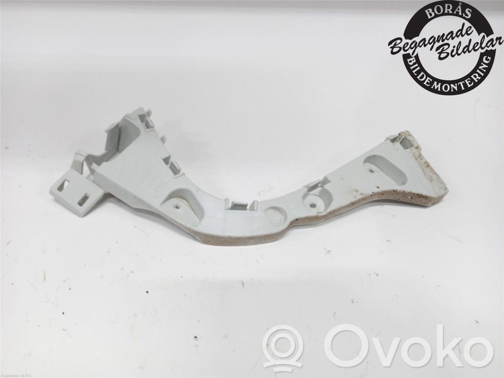 Ford Focus Rear bumper mounting bracket 