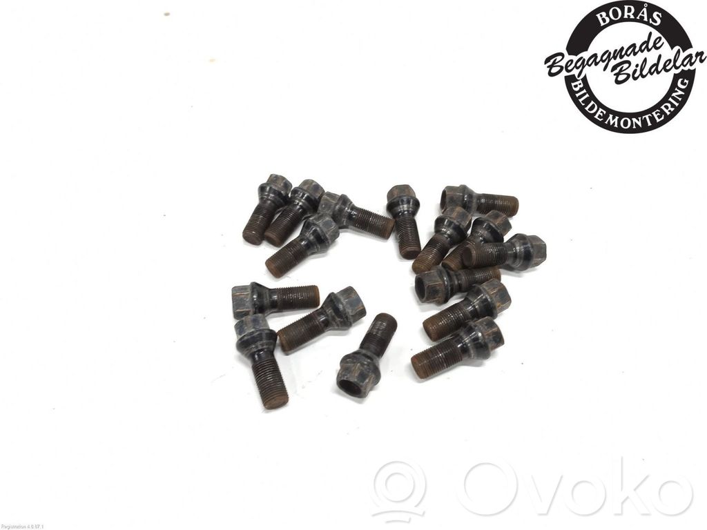 Tuercas/tornillos