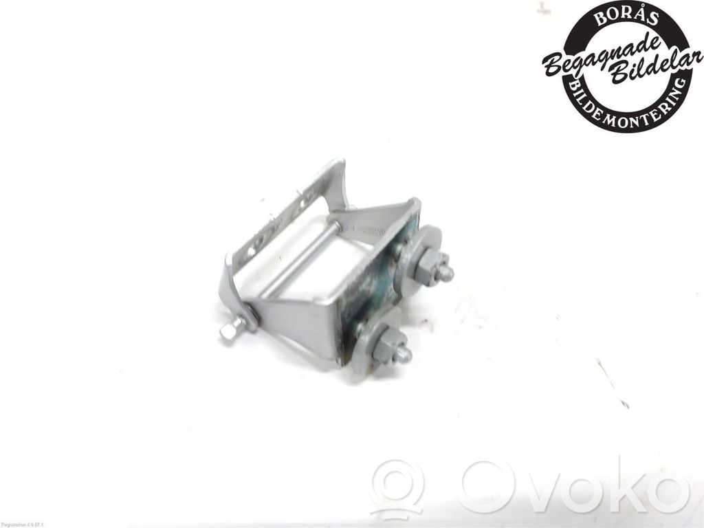 Ford Focus Tailgate/trunk/boot hinge 