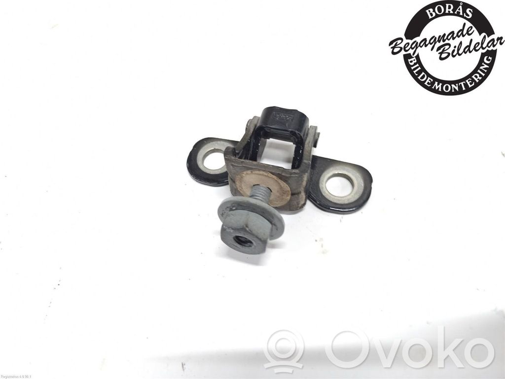 Ford Kuga II Tailgate/trunk/boot hinge 