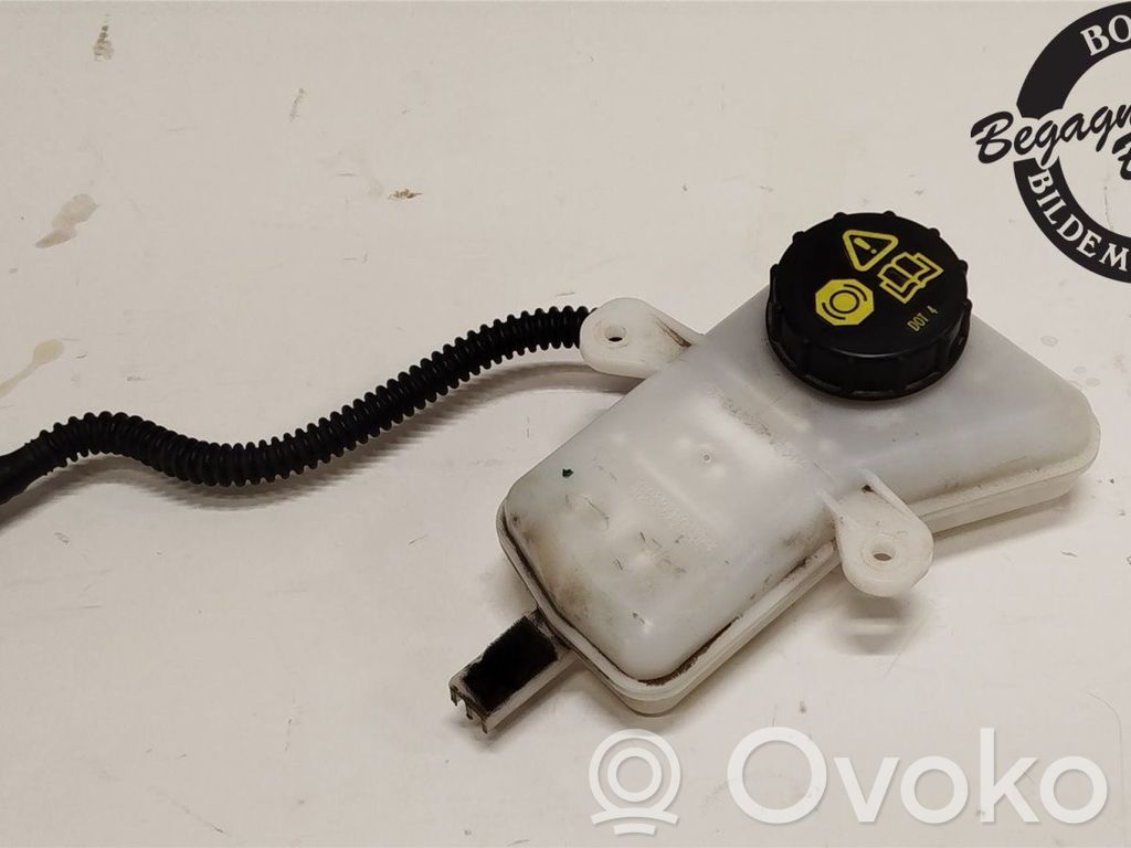 Ford Transit Custom Brake fluid reservoir 