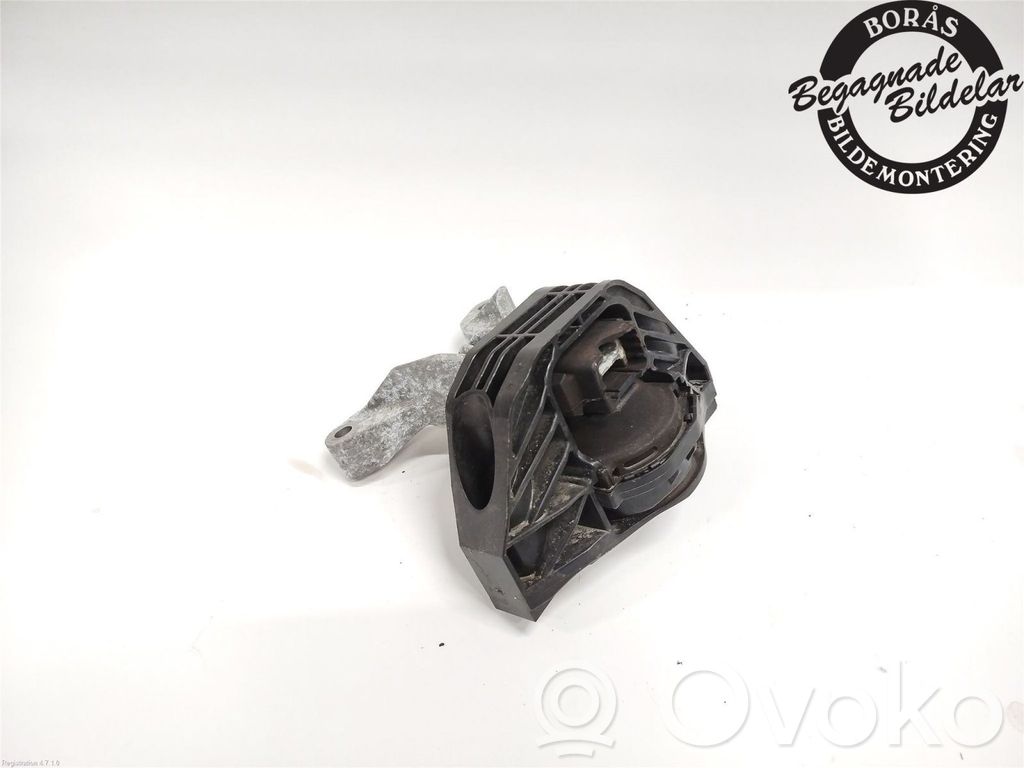 Opel Corsa F Engine mounting bracket 