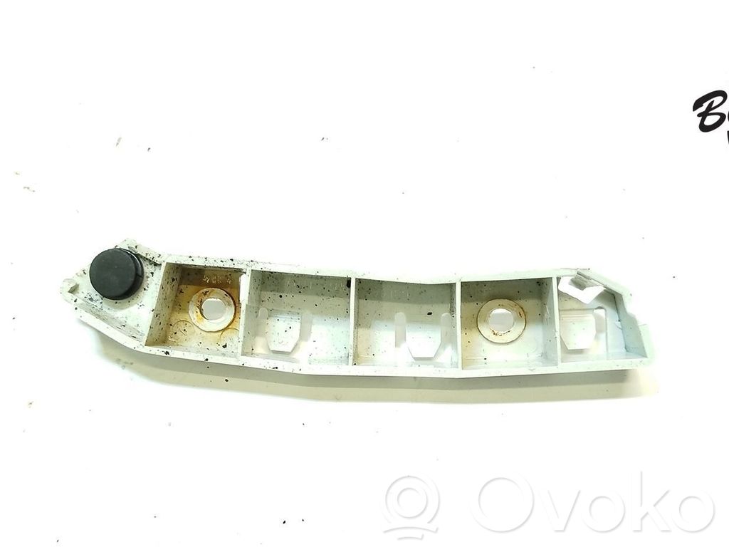 Ford Focus Front bumper mounting bracket 