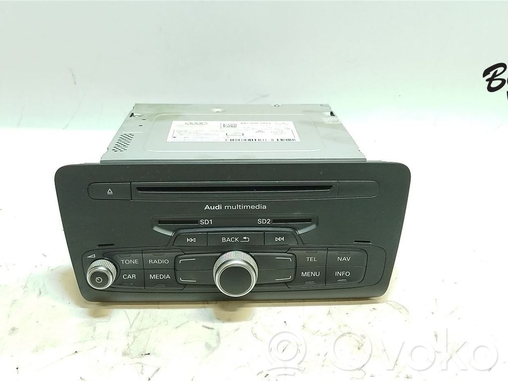 Audi A1 Panel / Radioodtwarzacz CD/DVD/GPS 