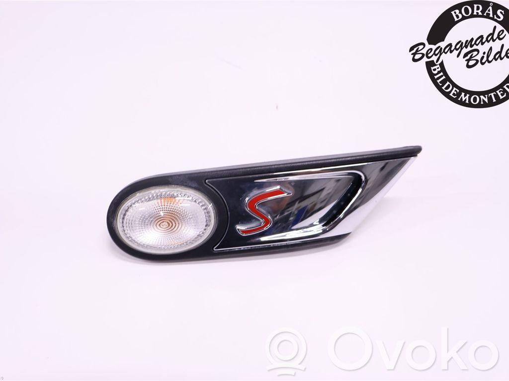 Mini One - Cooper Coupe R56 Zierleiste Radlauf Kotflügel vorne 