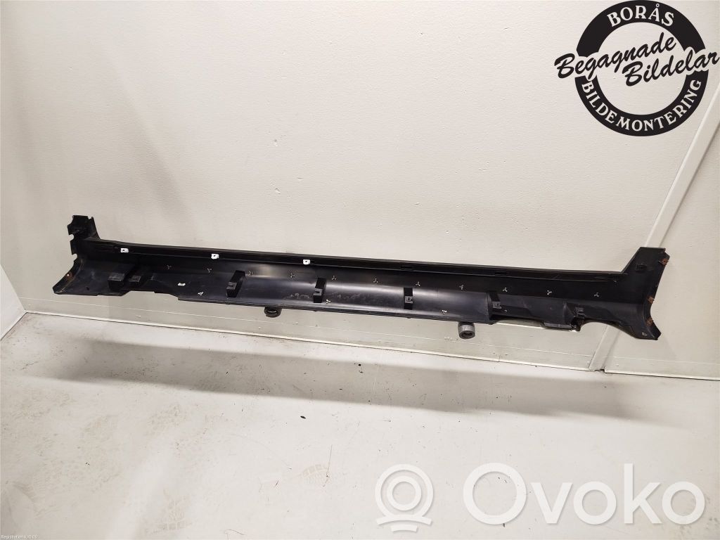 Volvo XC60 Sill 