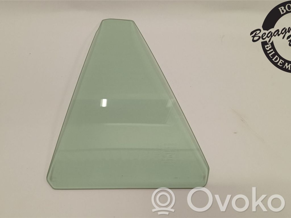 Subaru Outback Ventanilla de ventilación de la puerta trasera 