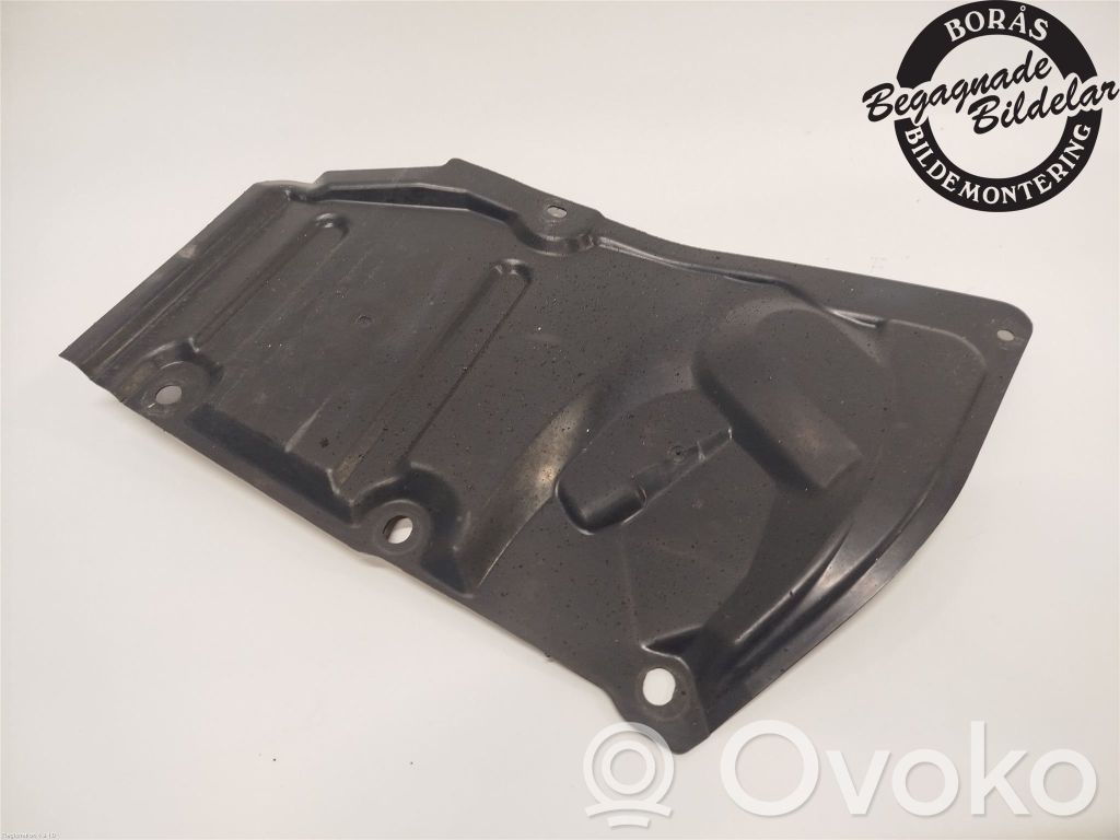 Toyota Auris E180 Scut inferior bară față 